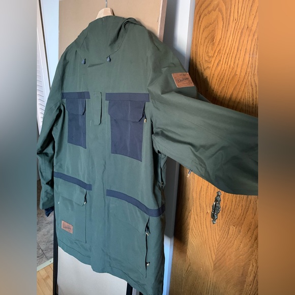 *SOLD* Dakine Parsons Gore-Tex Insulated Jacket - Picture 7 of 15
